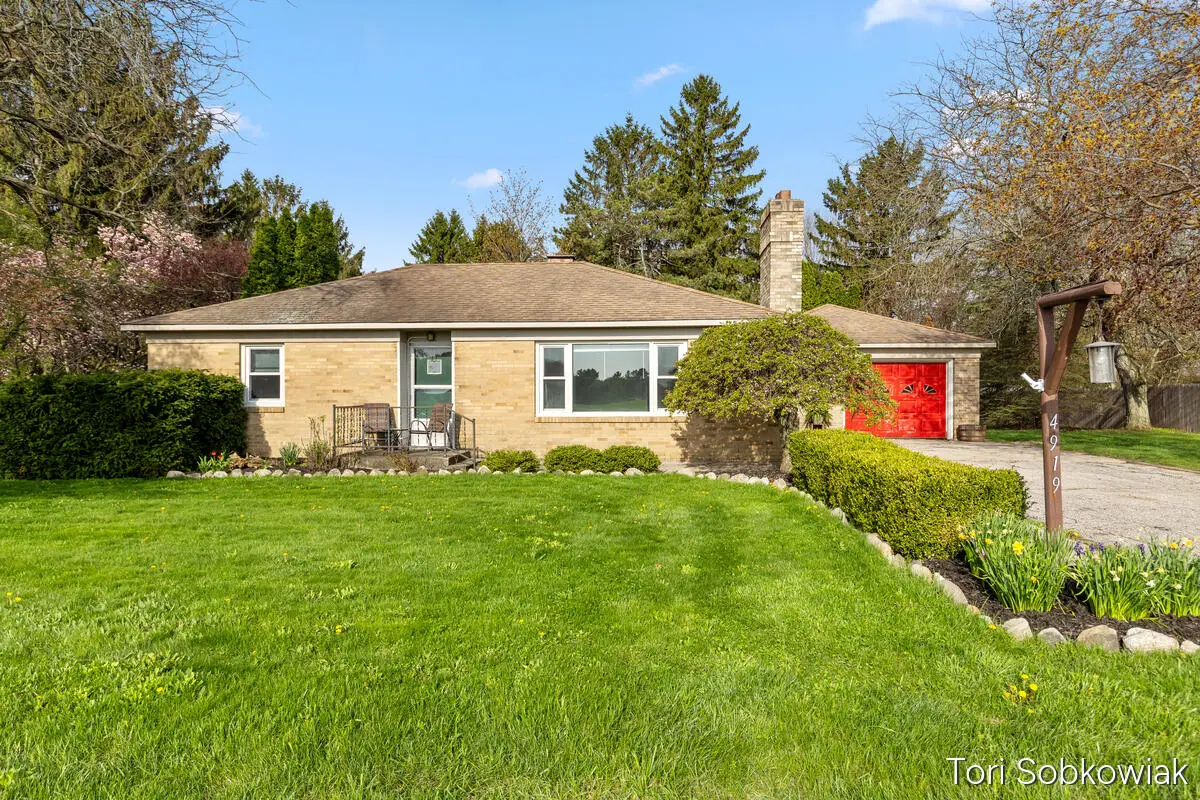 4919 S Green, Fremont, MI 49412 - #1