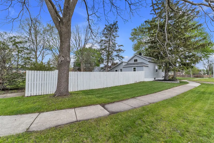 30280 Joy, Livonia, MI 48150 - #3