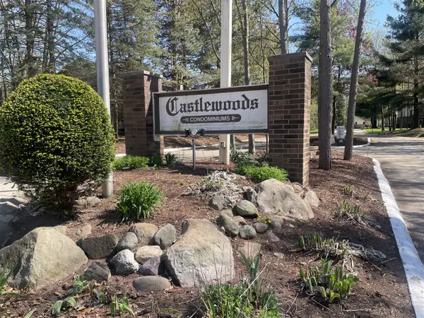35815 Hunter, Westland, MI 48185