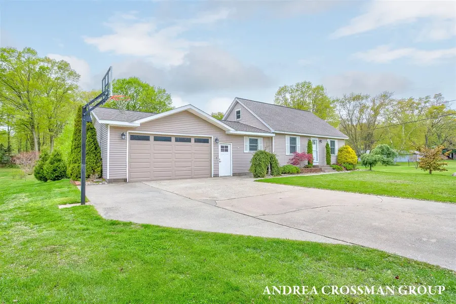 4684 Pine, Holland, MI 49423 - #2