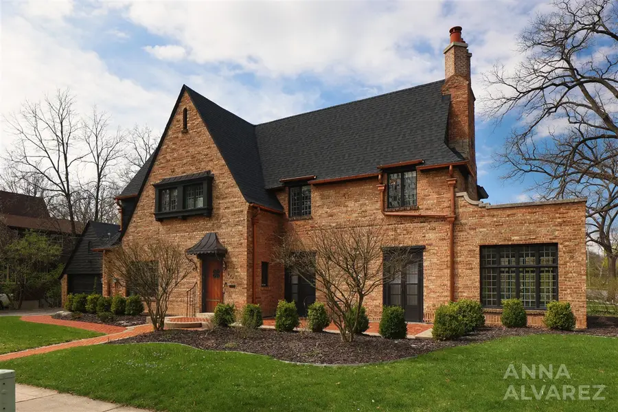 245 Briarwood, East Grand Rapids, MI 49506 - #2