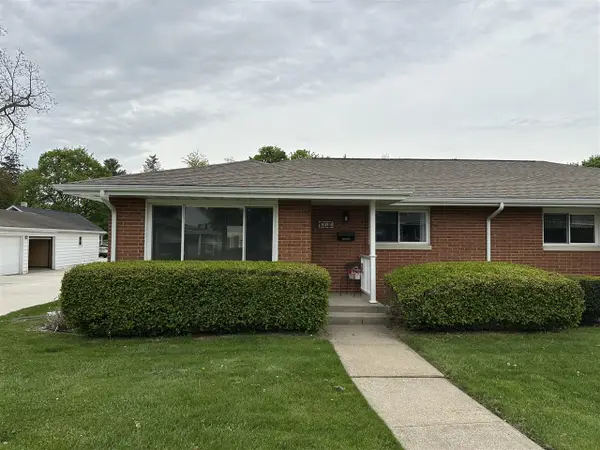 1329 Oak #C-2, Niles, MI 49120