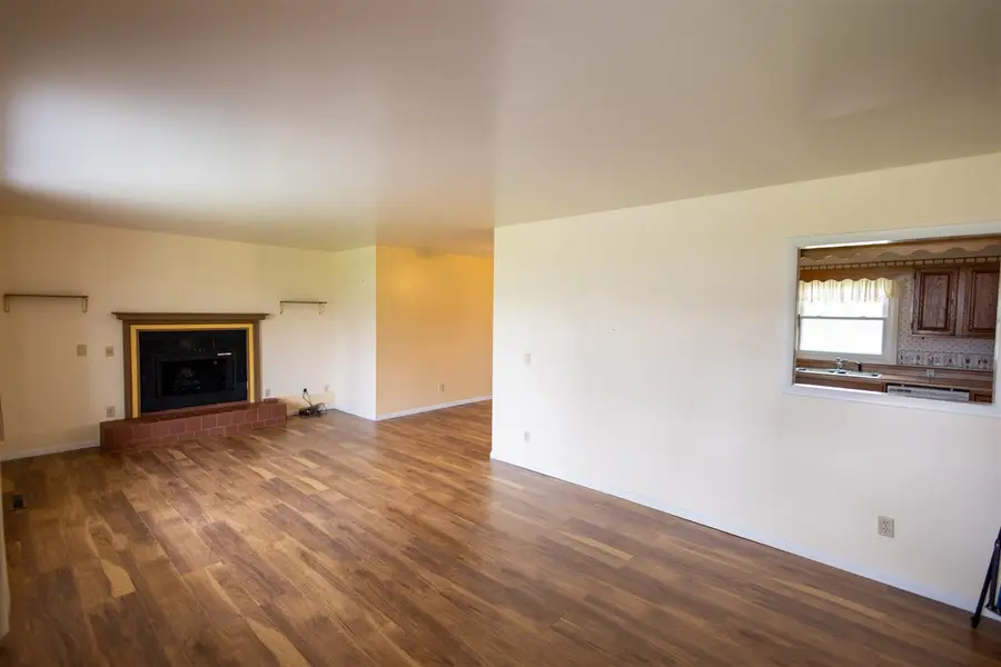 330 Johnson, Edmore, MI 48829 - #2