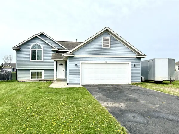 206 Charyridge, Kent City, MI 49330