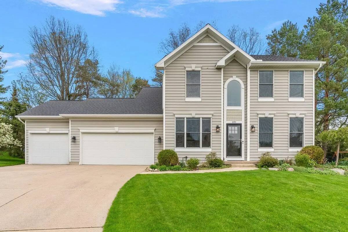 1070 Huckleberry, Grand Rapids, MI 49546 - #1