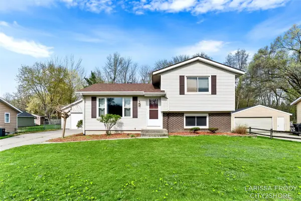 245 Helen, Rockford, MI 49341
