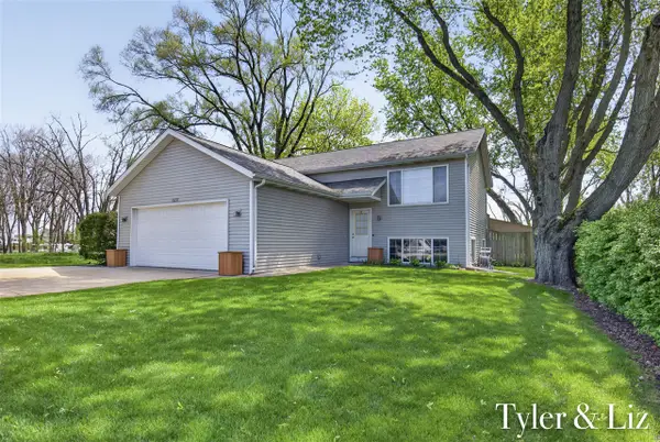 10298 Gordon, Zeeland, MI 49464