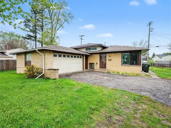 12217 Wheaton, Sterling Heights, MI 48313