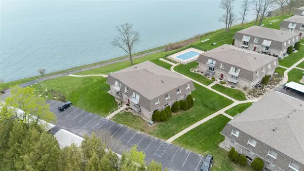 3622 Lake Shore #G12, Saint Joseph, MI 49085