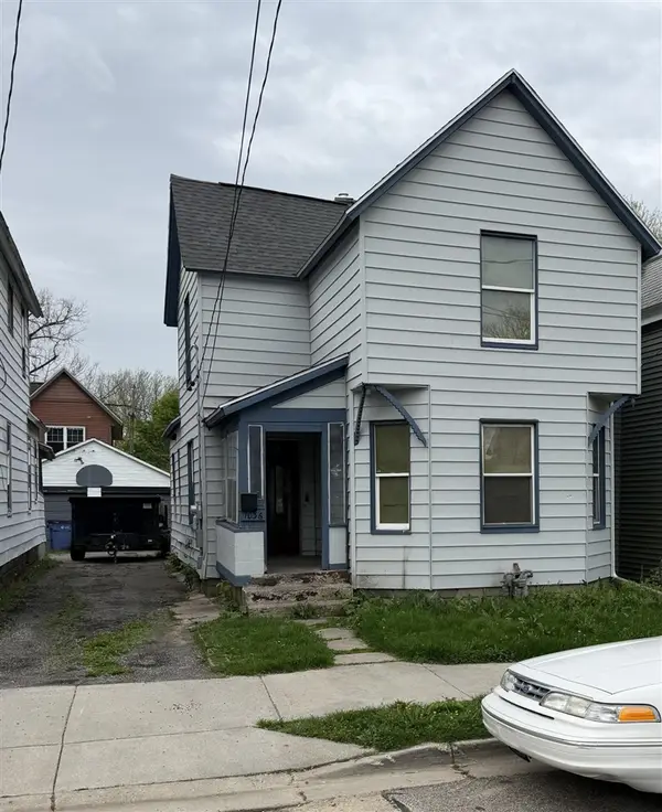 1036 Logan, Grand Rapids, MI 49506