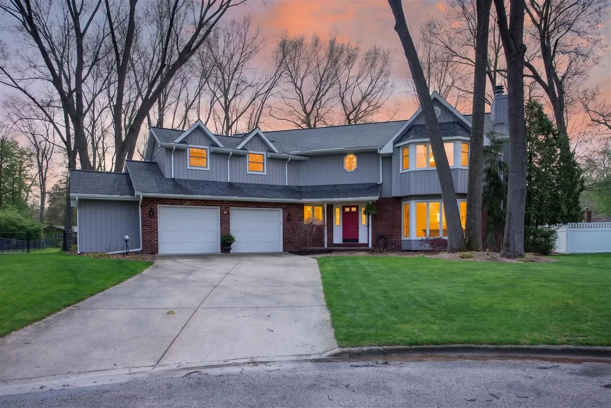 5217 S Broadmoor, Jackson, MI 49201 - #1