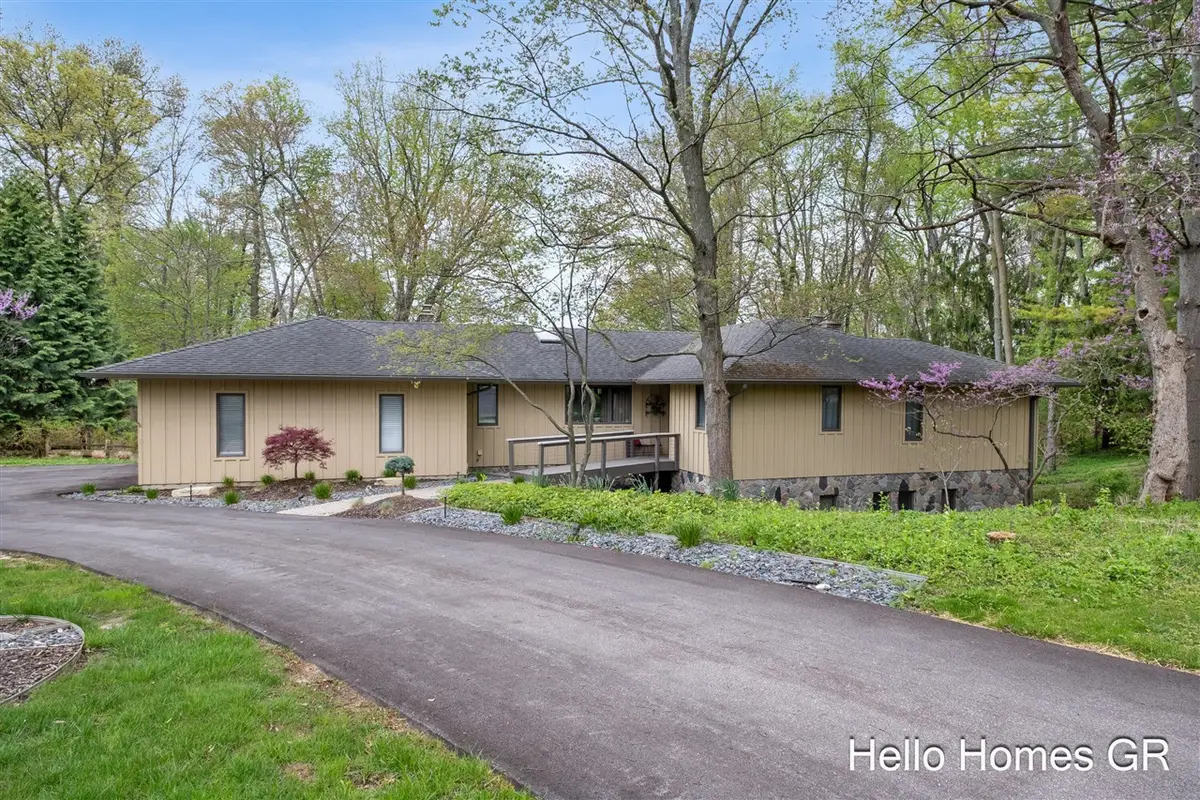 1901 Forest Shores, Grand Rapids, MI 49546 - #1
