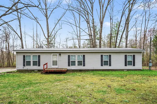 2418 Lincoln, Allegan, MI 49010