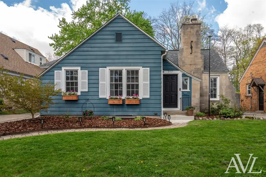 317 Bristol, Grand Rapids, MI 49504 - #2