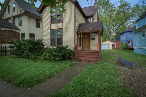 416 Douglas, Kalamazoo, MI 49007