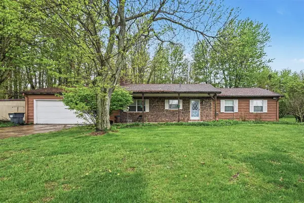 5564 Newton, Coloma, MI 49038