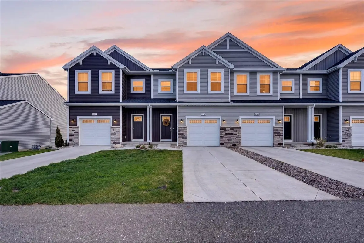 4628 Glen Haven, Grand Rapids, MI 49512 - #1
