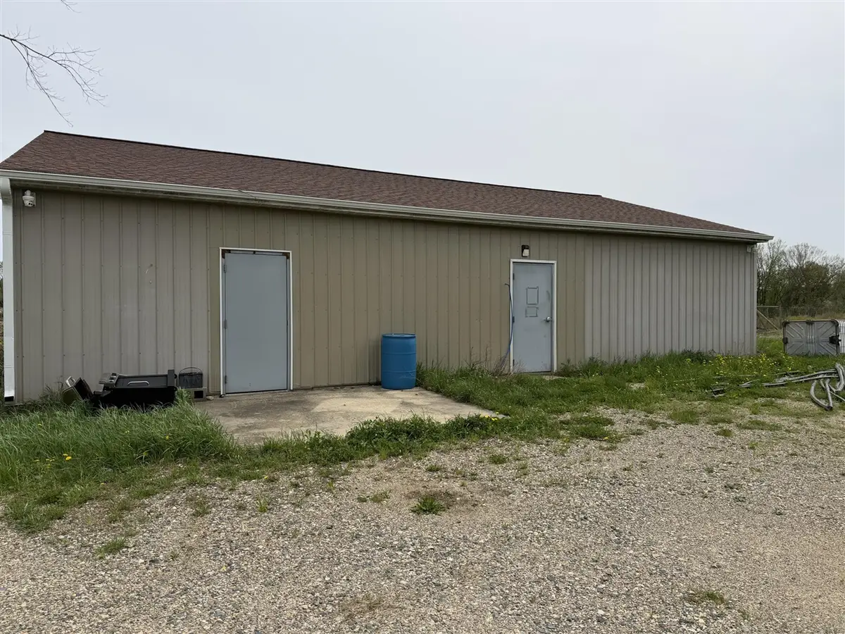 V/L S M-37, Dowling, MI 49050 - #1