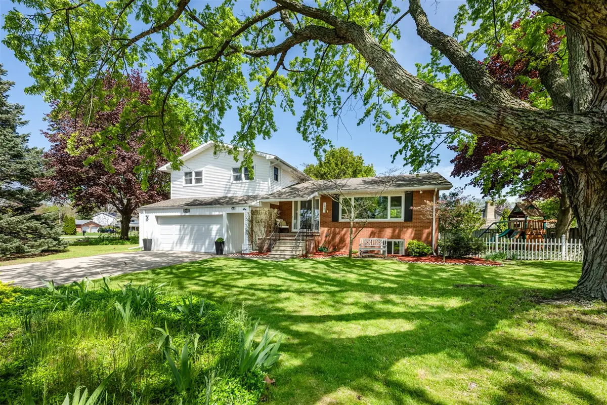 3461 W Valley View, Saint Joseph, MI 49085 - #1