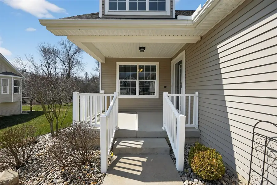 4022 Stoneridge, Jackson, MI 49203 - #3