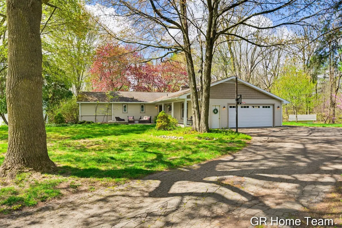 4090 Baywood, Grand Rapids, MI 49546 - #1