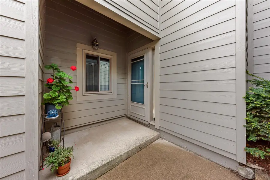 618 Watersedge, Ann Arbor, MI 48105 - #3