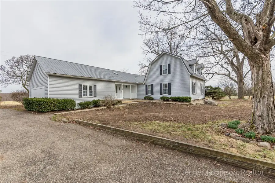 7154 Morse Lake #A, Alto, MI 49302 - #3