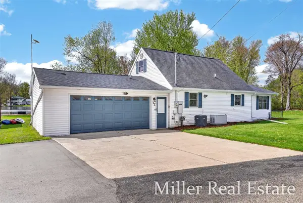 32 B, Hastings, MI 49058