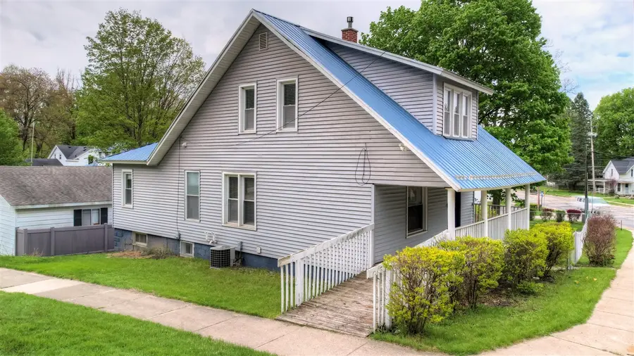 300 Grand, Allegan, MI 49010 - #2
