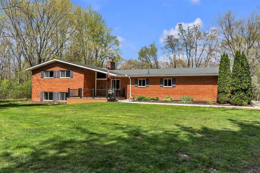 11273 9 Mile, South Lyon, MI 48178 - #2