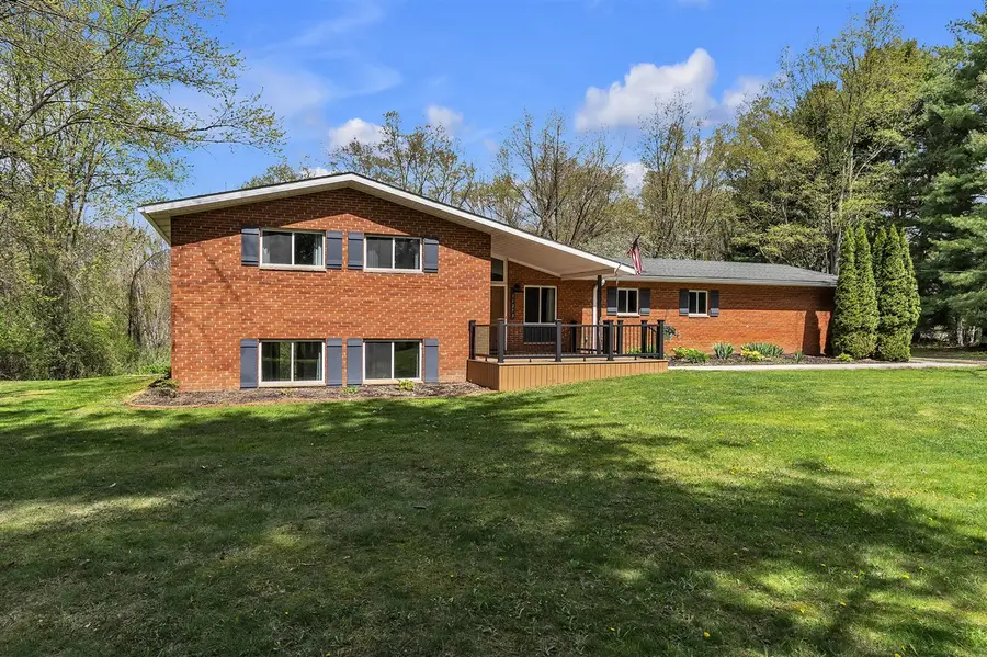 11273 9 Mile, South Lyon, MI 48178 - #3