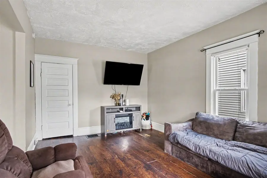 2245 Avon, Wyoming, MI 49519 - #3