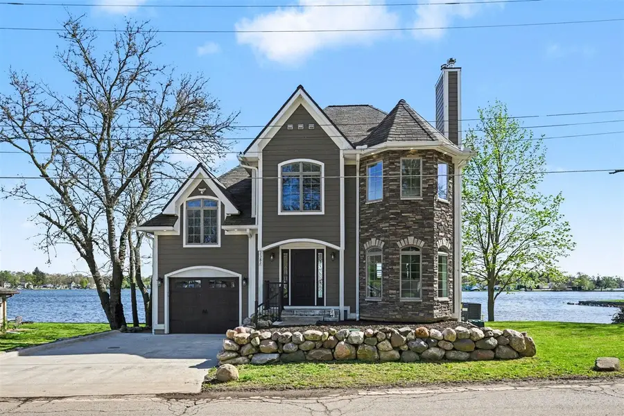 2382 Jackson, Highland, MI 48356 - #2
