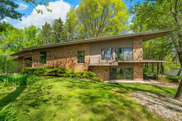 2135 Derfla, Saint Joseph, MI 49085