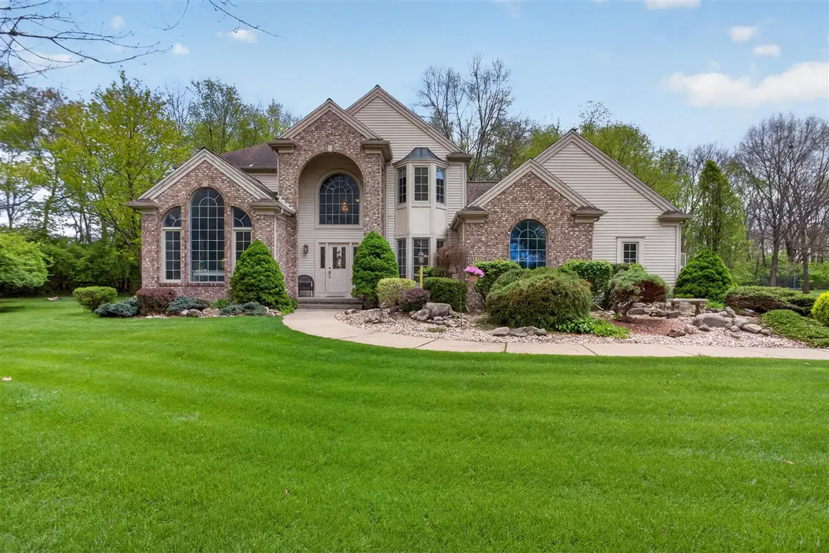 4809 Stonewood, Jackson, MI 49201 - #1