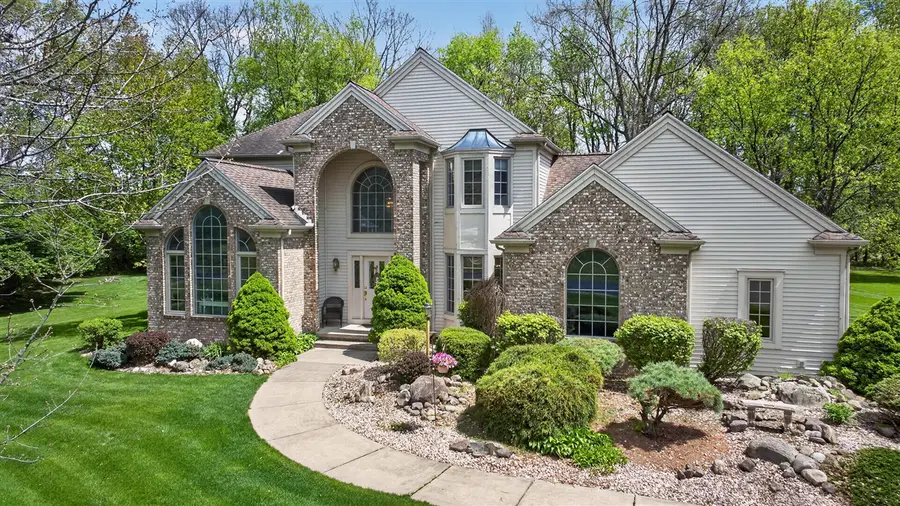 4809 Stonewood, Jackson, MI 49201 - #3
