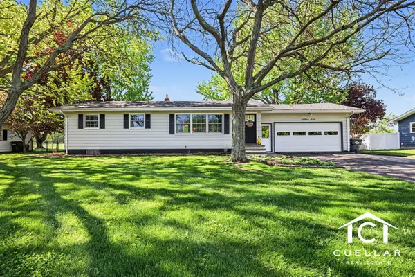 1860 Santa Maria, Stevensville, MI 49127