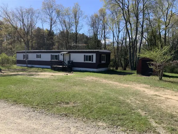17871 3 Mile, Hersey, MI 49639