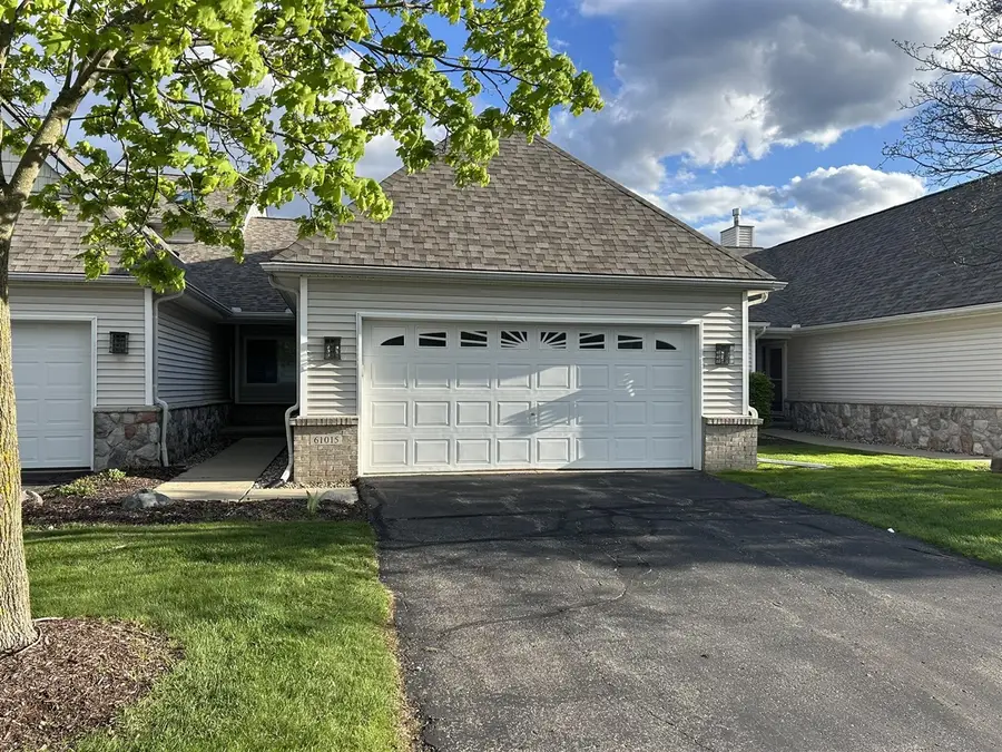 61015 Evergreen, South Lyon, MI 48178 - #2