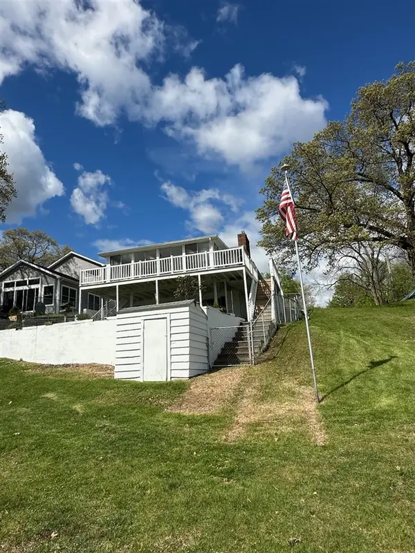 468 Crooked Lake, Kalamazoo, MI 49009