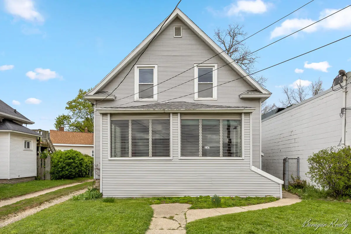 2147 Plainfield, Grand Rapids, MI 49505 - #1