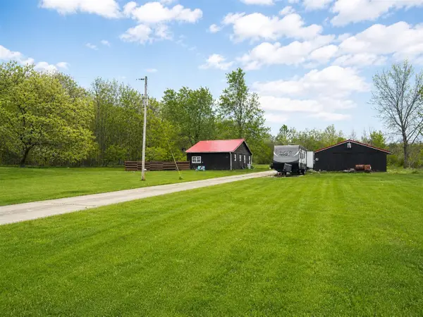 7182 48th, Coloma, MI 49038