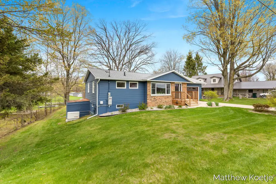 4405 Chippewa, Fremont, MI 49412 - #2