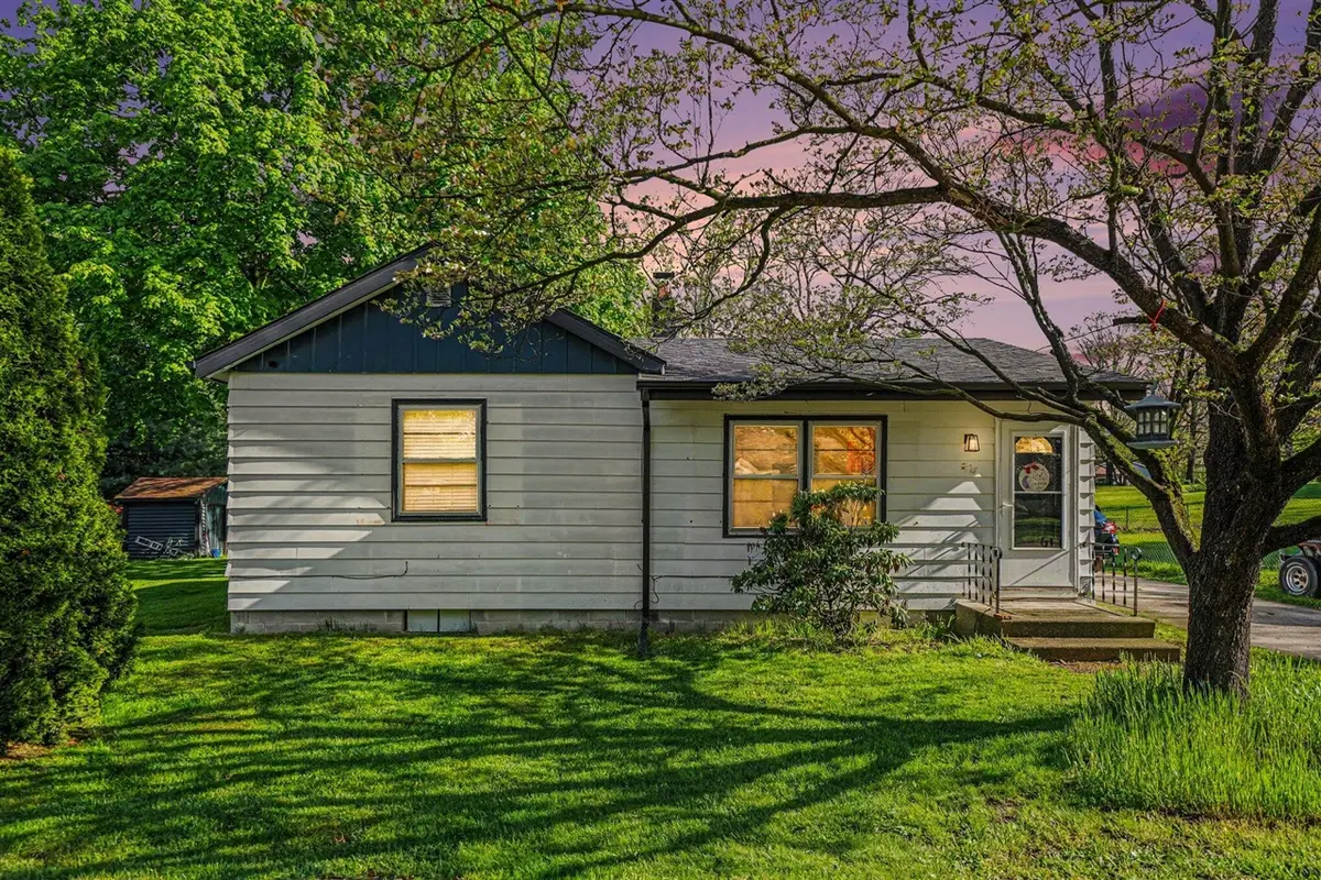 241 Sorin, Niles, MI 49120 - #1