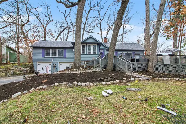 940 Leidich, Lake Orion, MI 48362