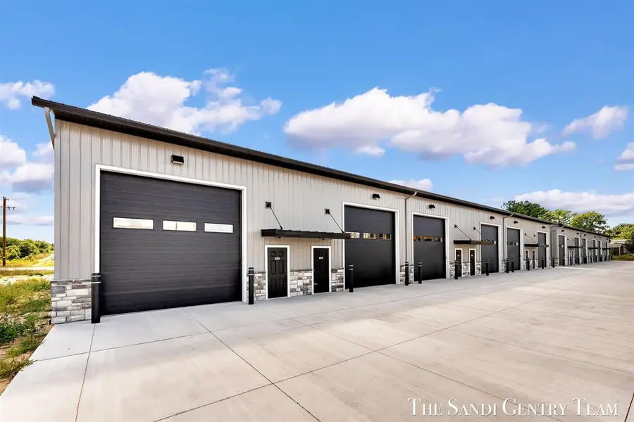 2695 Hein #B102, Muskegon, MI 49445 - #2