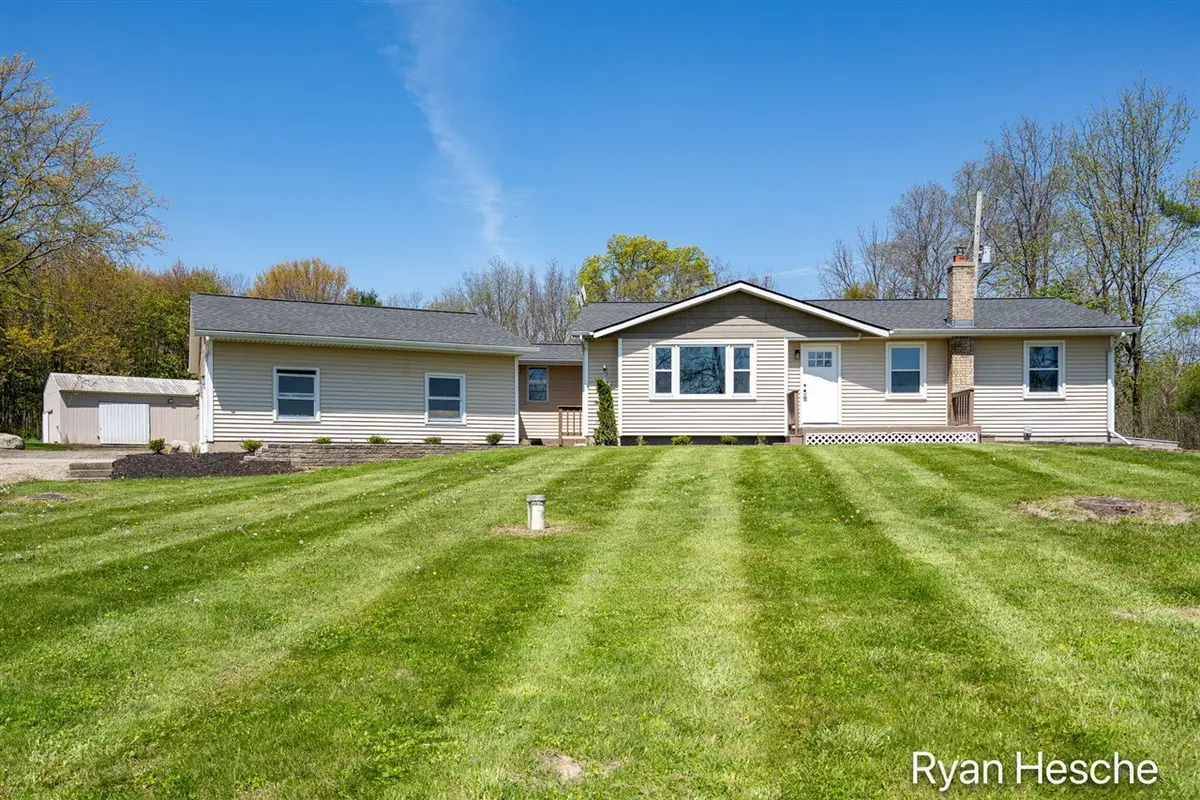 4837 Bancroft, Lowell, MI 49331 - #1