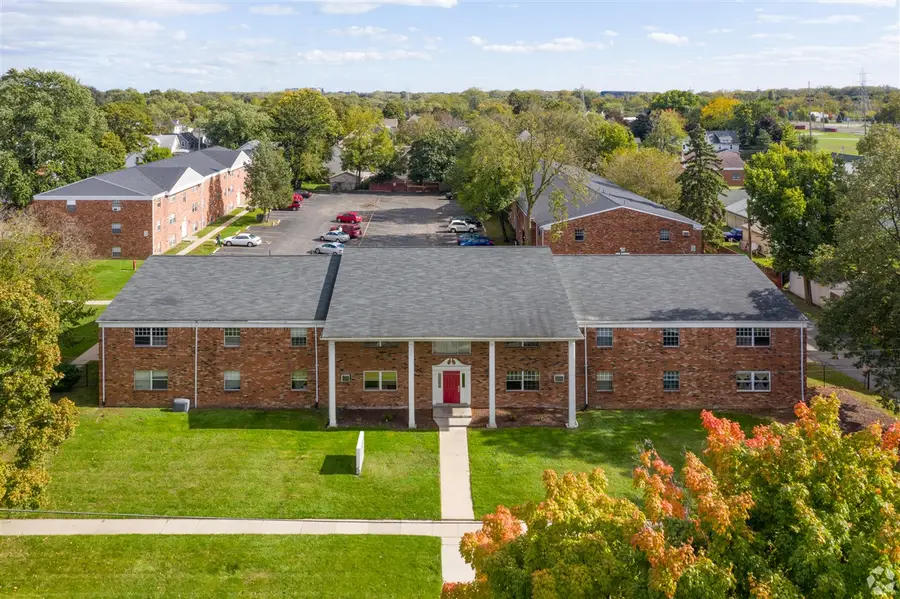 725 Washington St, Monroe, MI 48161 - #2