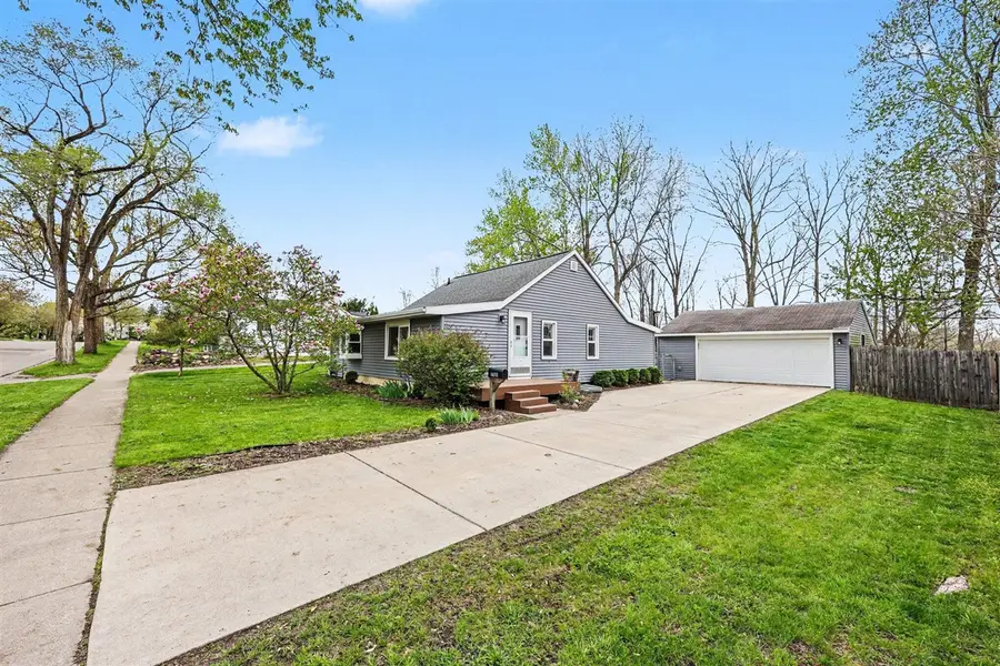 750 Taylor, Chelsea, MI 48118 - #2