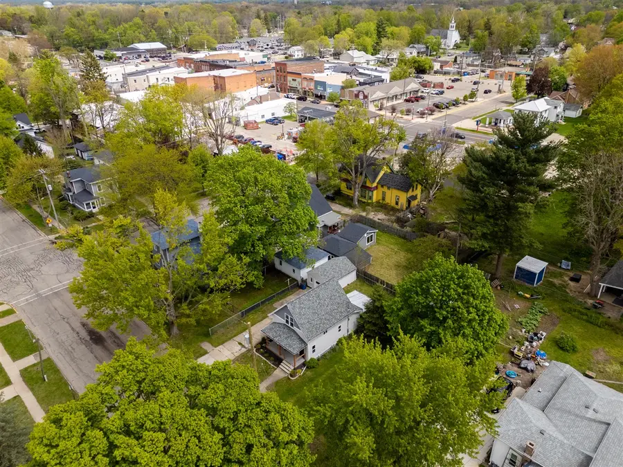 209 Park, Plainwell, MI 49080 - #3